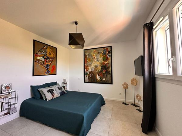 Villa contemporaine 128 m² (2017) - Piscine - Prestations de qualité - Aucun travaux