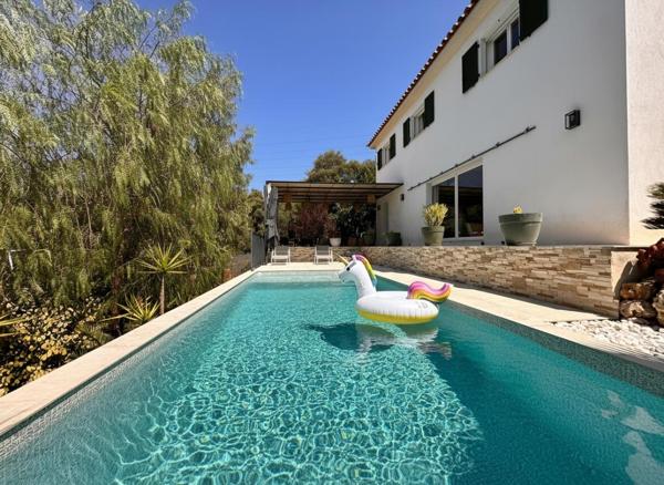 Villa contemporaine 128 m² (2017) - Piscine - Prestations de qualité - Aucun travaux
