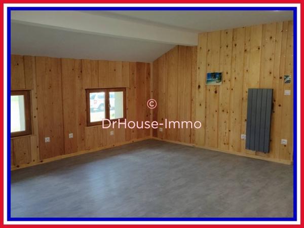Appartement à louer 3 pièces de 64 m²