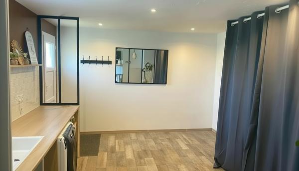 Maison plain-pied 118 m², 4 ch- 1 500 m² terrain-PAC 2022 -12 min Niort ? 79370