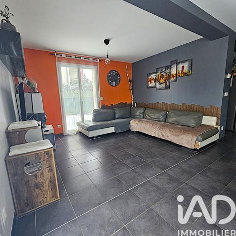Maison à vendre 5 pièces 103 m² Saint-Genest-Lerpt