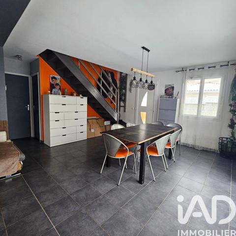 Maison à vendre 5 pièces 103 m² Saint-Genest-Lerpt