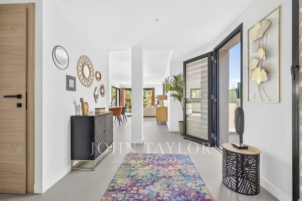 Bandol – Appartement contemporain en rez-de-jardin, centre-ville à pied