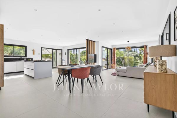 Bandol – Appartement contemporain en rez-de-jardin, centre-ville à pied