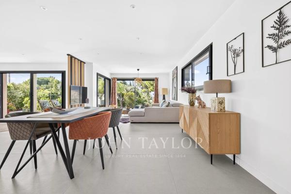 Bandol – Appartement contemporain en rez-de-jardin, centre-ville à pied