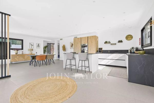Bandol – Appartement contemporain en rez-de-jardin, centre-ville à pied