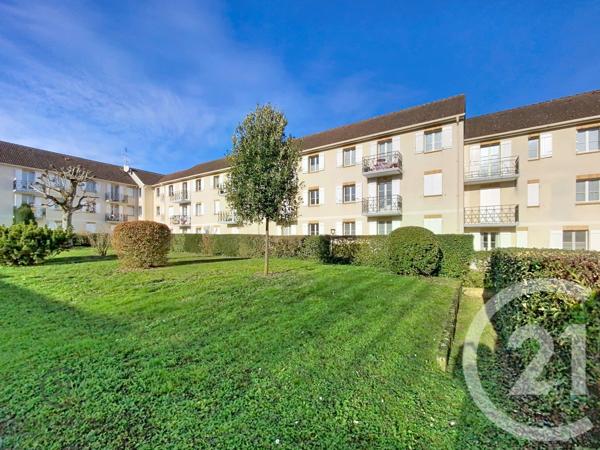Appartement F2 à vendre  2 pièces - 47 m2 ST PIERRE LES NEMOURS - 77