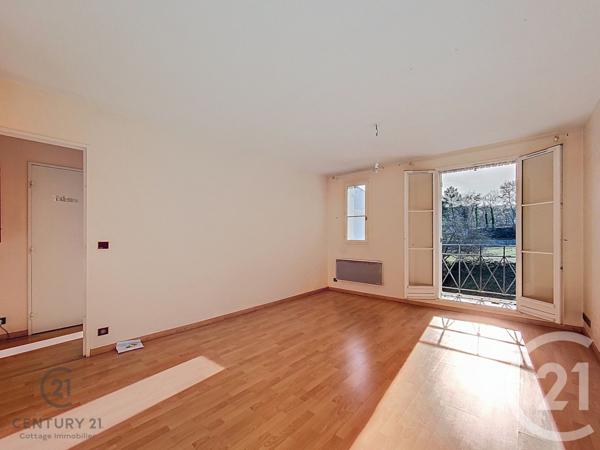 Appartement F2 à vendre  2 pièces - 47 m2 ST PIERRE LES NEMOURS - 77