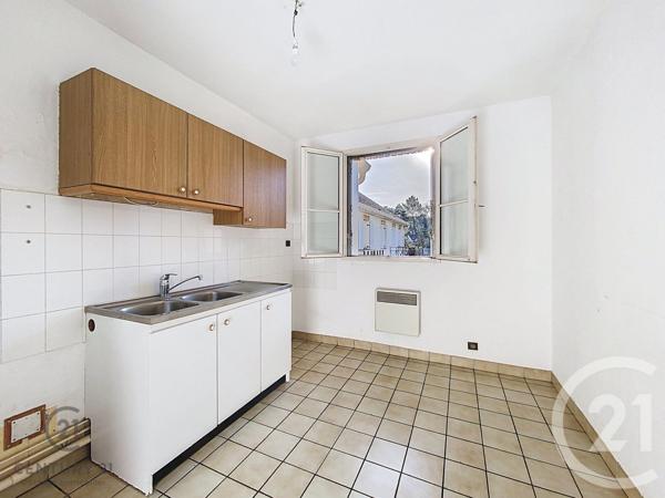 Appartement F2 à vendre  2 pièces - 47 m2 ST PIERRE LES NEMOURS - 77