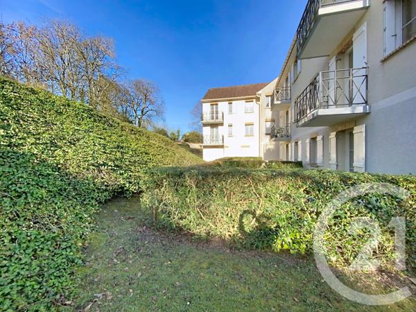 Appartement F2 à vendre  2 pièces - 47 m2 ST PIERRE LES NEMOURS - 77