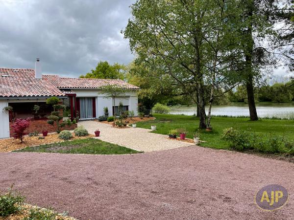 Vente maison Vezins : 610 000 € - AJP Immobilier Saint-Macaire-en-Mauges