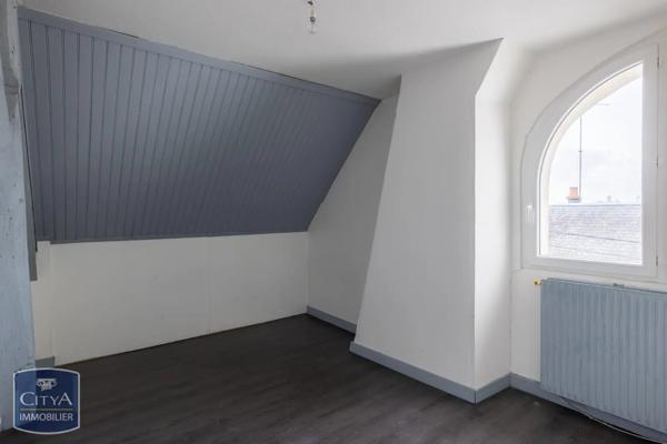 Appartement à louer 4 pièces 78.1m² Nevers (58000)
