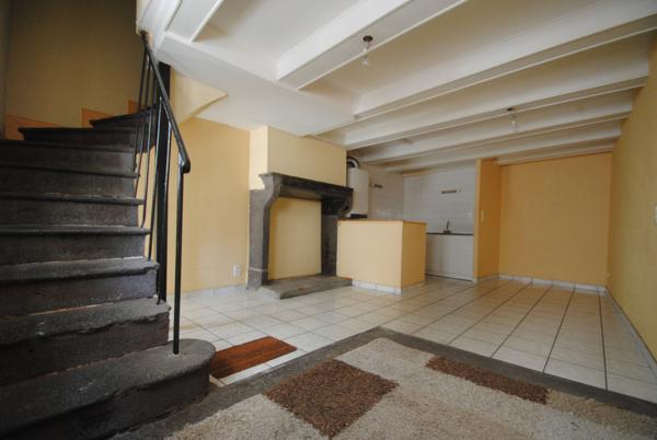 Maison
                                                                                                                                                                                                                                                                                                                        4 pièce(s)                                                                                                                                                                                                          2 chambre(s)                                                                                                                                                                                                          67  m²