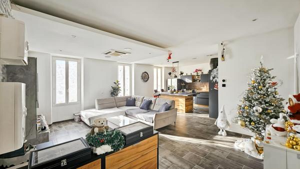 Appartement rénové + 2 parkings à Pertuis