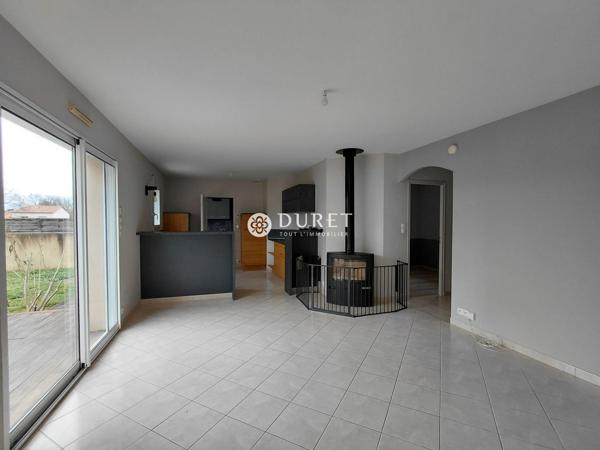 MAISON T4 - A LOUER - CUGAND