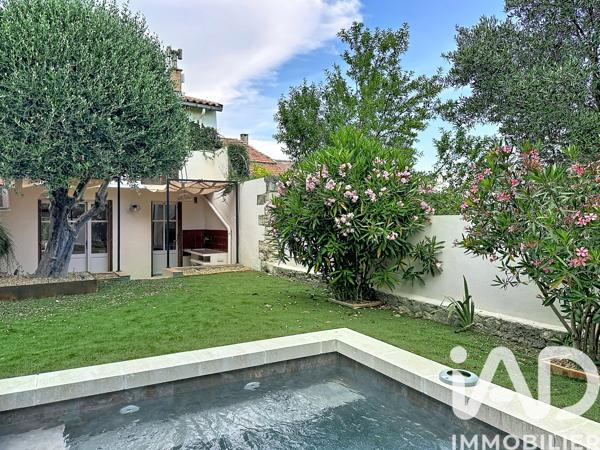 Maison à vendre 6 pièces 143 m² Villeneuve-lès-Avignon