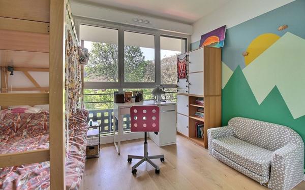 Appartement à vendre    4 pièces • 93,68 m2 Malakoff