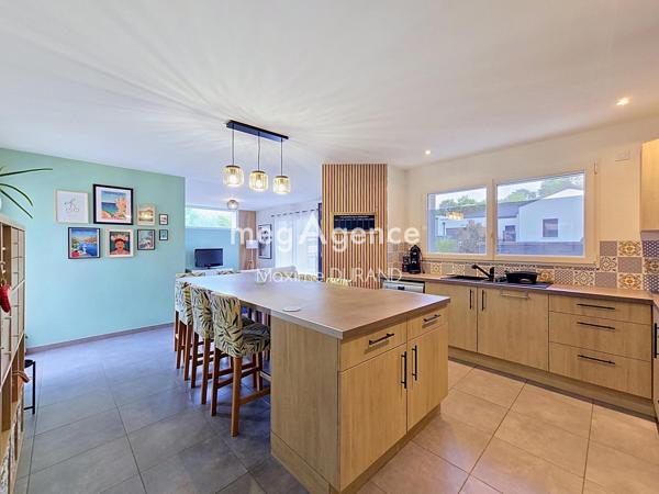 Maison à CHOLET, 49300 - 5 pièces 94m²