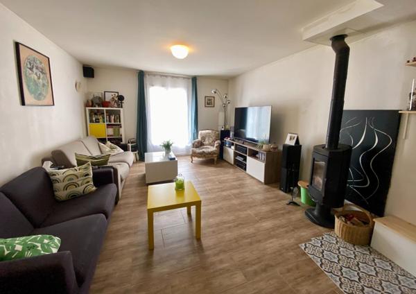 maison récente de 2011 avec potentiel d'extension