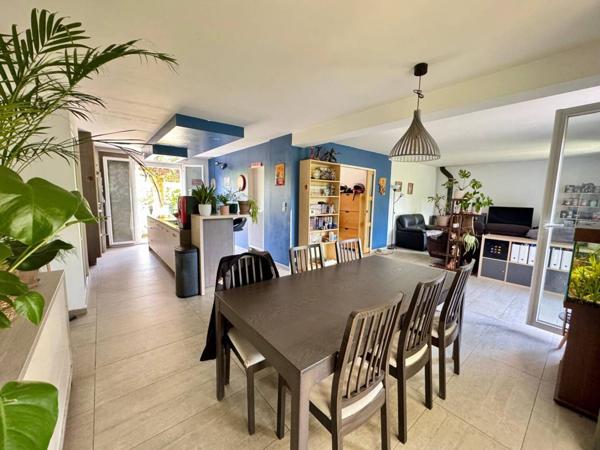 Maison Pontault Combault 7 pièce(s) 128.1 m2