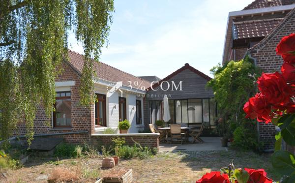 Bien d'exception, maison de caractère, familiale.  Noyelles-lès-Seclin (59139)