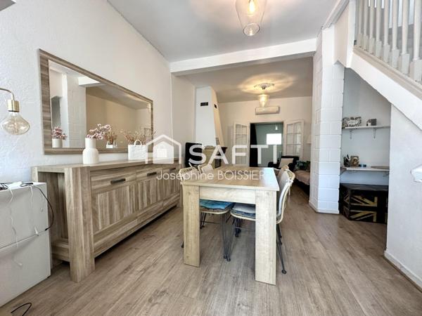 A VISITER SUR AVIGNON  (84)  - MAGNIFIQUE MAISON DE VILLE DE 76 M²  ENV.