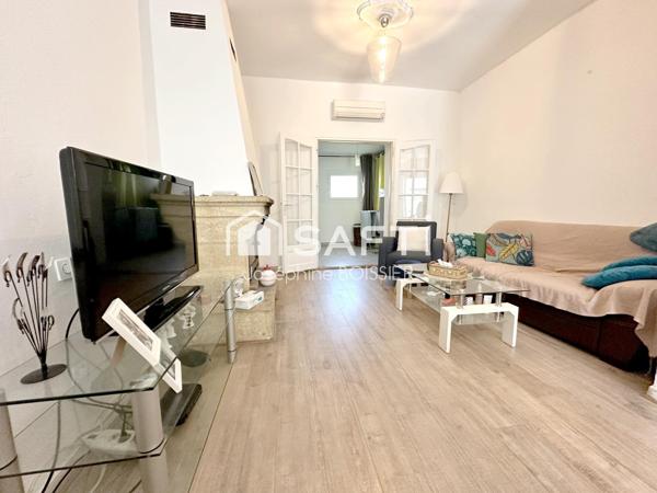 A VISITER SUR AVIGNON  (84)  - MAGNIFIQUE MAISON DE VILLE DE 76 M²  ENV.
