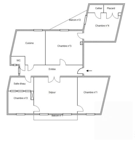 APPARTEMENT NIMES TROIS CHAMBRES PETITE TERRASSE PROCHE GARE LUMINEUX