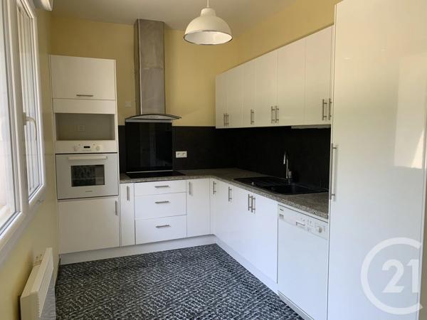 Maison à vendre  8 pièces - 217,41 m 2   CLERMONT L HERAULT  - 34