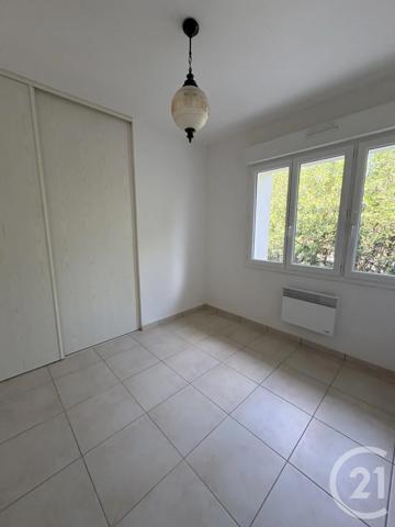 Maison à vendre  8 pièces - 217,41 m 2   CLERMONT L HERAULT  - 34