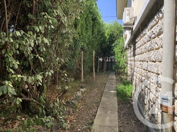 Maison à vendre  8 pièces - 217,41 m 2   CLERMONT L HERAULT  - 34