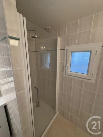 Maison à vendre  8 pièces - 217,41 m 2   CLERMONT L HERAULT  - 34