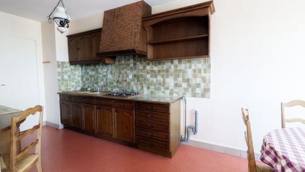 ACHAT-VENTE LAVAL Appartement T4 Rive Gauche