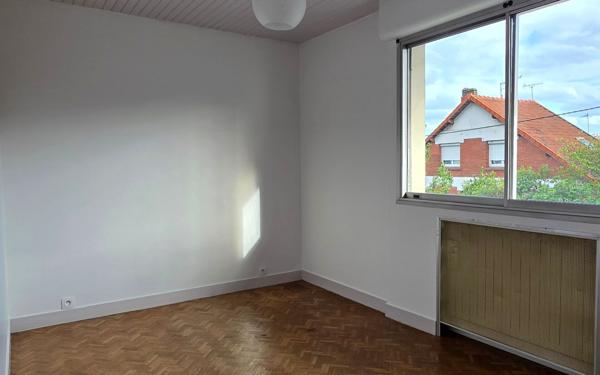 Maison à louer    5 pièces •  Montreuil