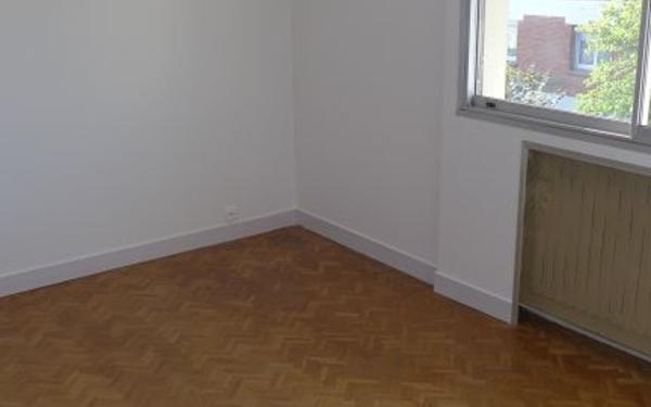 Maison à louer    5 pièces •  Montreuil