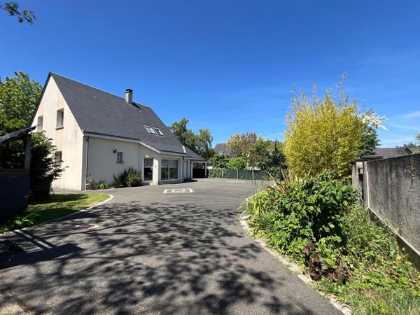 Rares maisons offrant praticité et calme.