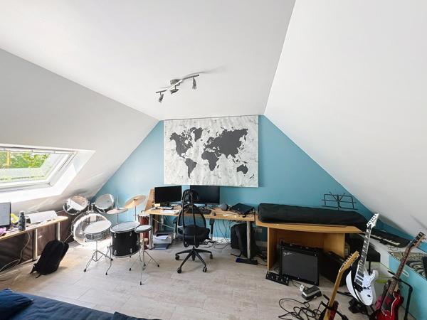 Rares maisons offrant praticité et calme.