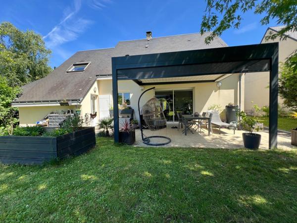 Rares maisons offrant praticité et calme.