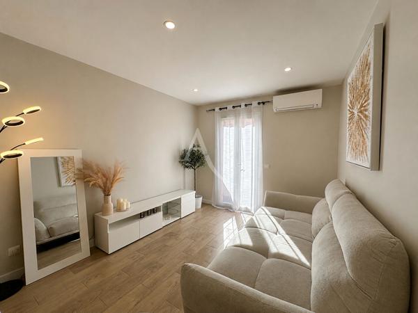 APPARTEMENT TYPE 2 DE 36.60 m2 TERRASSE RIANS