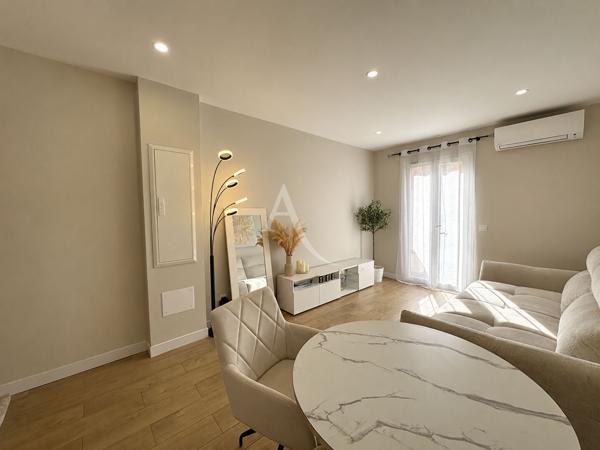 APPARTEMENT TYPE 2 DE 36.60 m2 TERRASSE RIANS