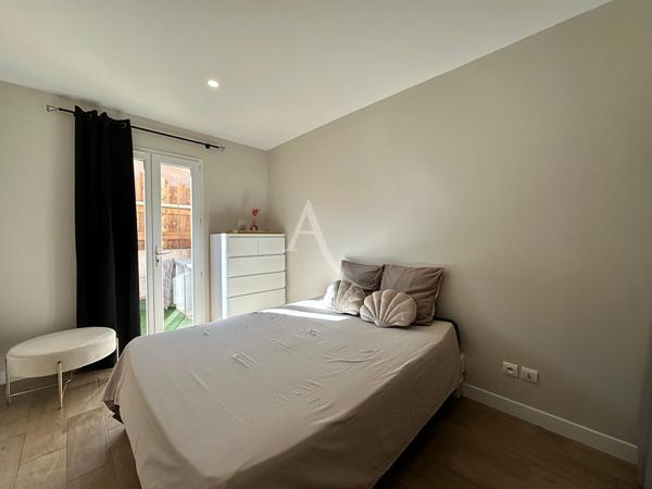 APPARTEMENT TYPE 2 DE 36.60 m2 TERRASSE RIANS
