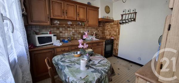 Maison à vendre  4 pièces - 83,62 m 2   MONTANS  - 81