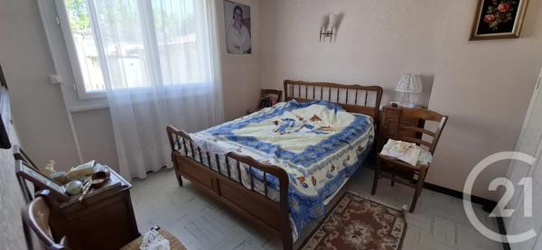 Maison à vendre  4 pièces - 83,62 m 2   MONTANS  - 81