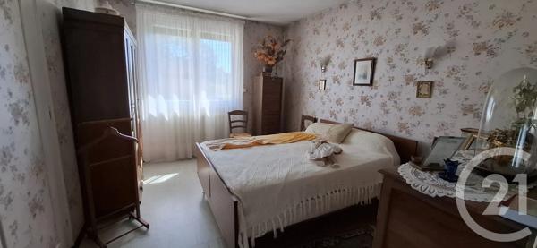 Maison à vendre  4 pièces - 83,62 m 2   MONTANS  - 81