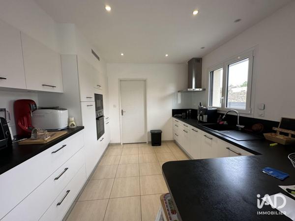 Maison à vendre 6 pièces 139 m² Saint-Pair-sur-Mer