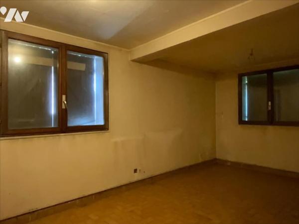 Immeuble 2 appartements + 1 maison