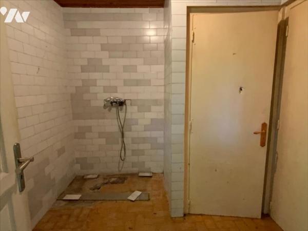 Immeuble 2 appartements + 1 maison