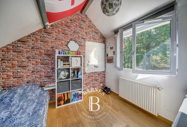 Viroflay, Maison 5 Chambres -  191 m² à vendre