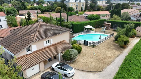 Maison familiale de 140m2 sur 1100 m2 de terrain