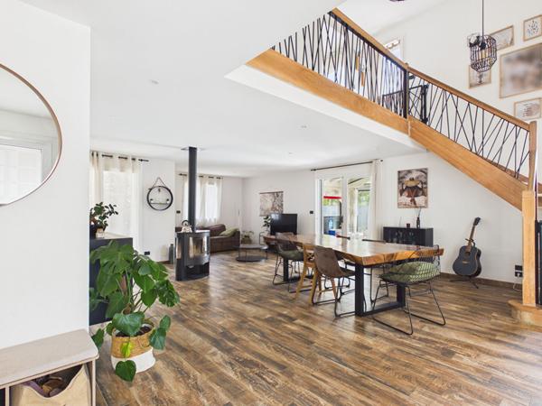Maison familiale de 140m2 sur 1100 m2 de terrain